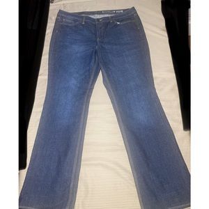 NY&C Tall Low Rise curvy bootcut jeans